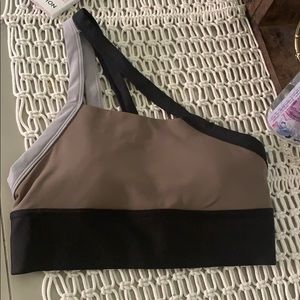 Reebok Speedwick geometric sports bra